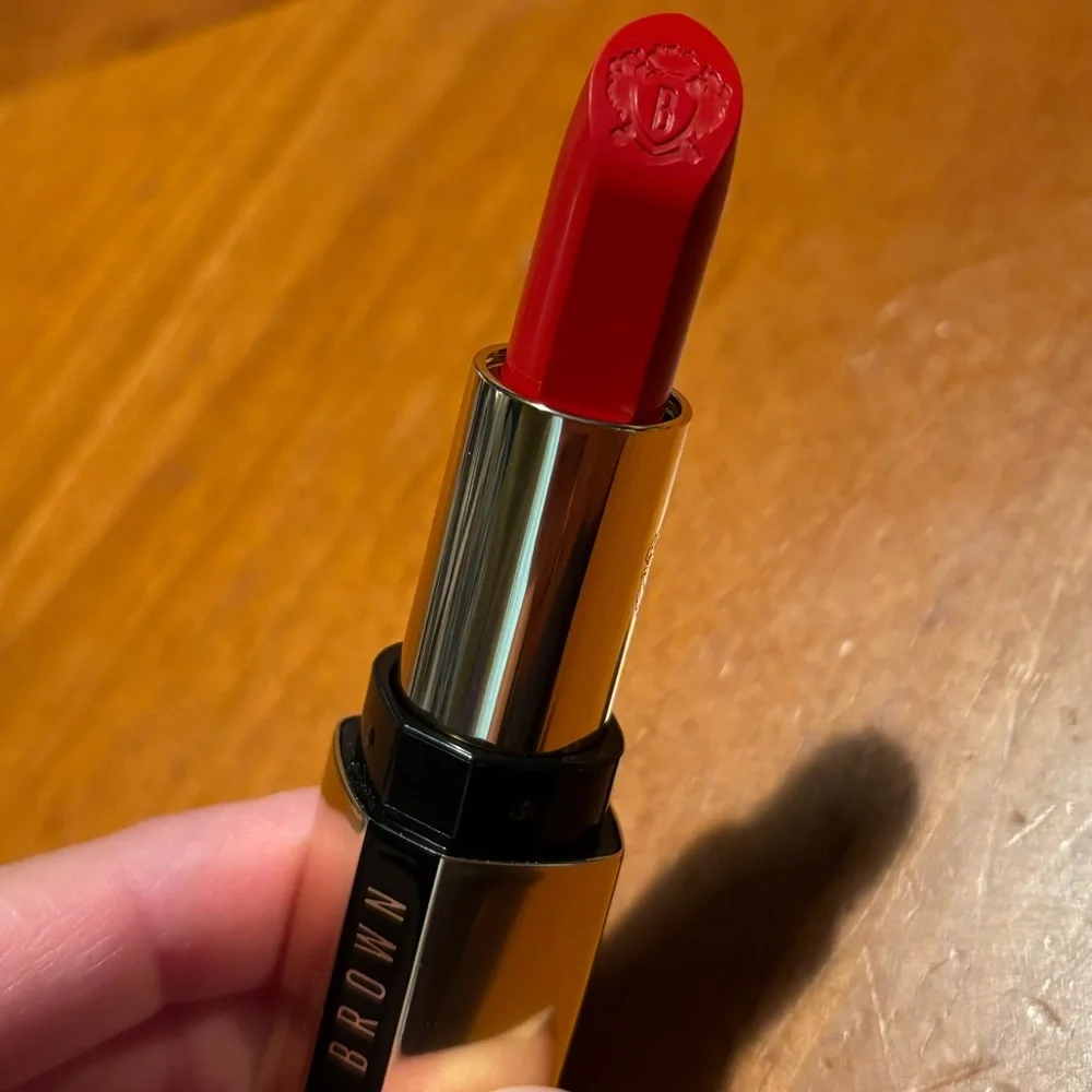 Bobbi Brown Luxe Lipstick Tango